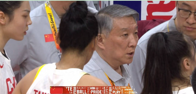 中国女篮三大内线合砍47分，球队却曝出最弱一环，赛后遭球迷批评